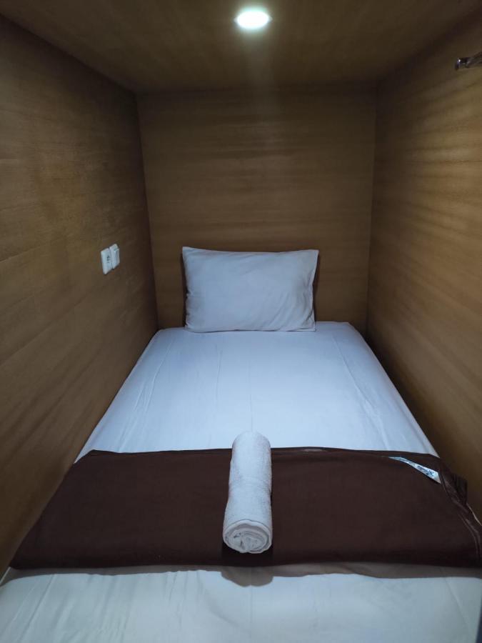 Hastina Hotel Lombok Mataram Buitenkant foto