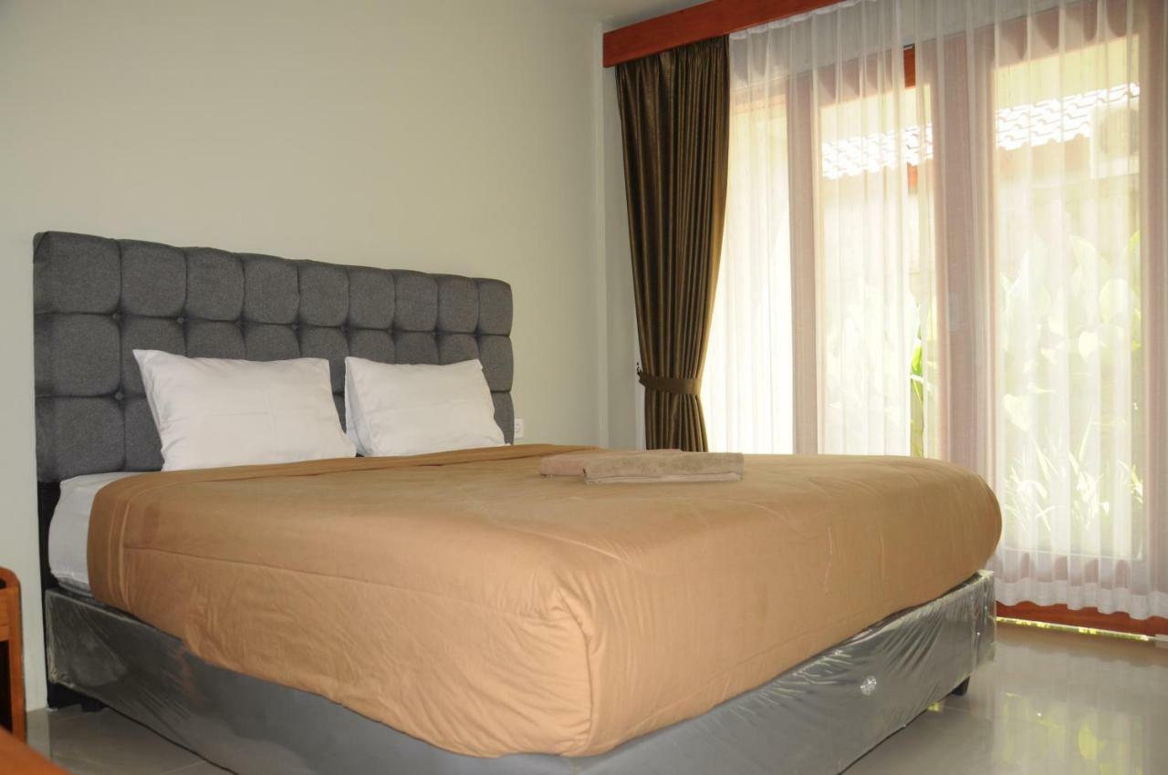 Hastina Hotel Lombok Mataram Buitenkant foto